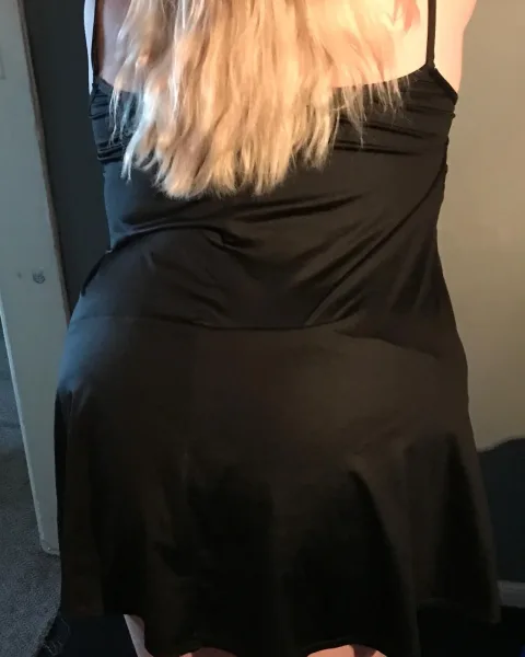 Photo from listing “BBW_EssexSlutSam”, age 27