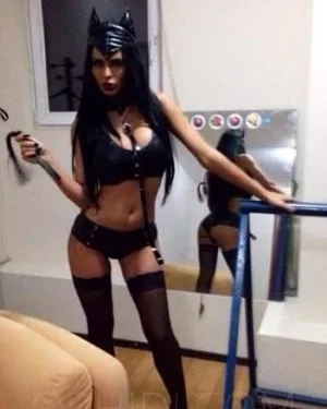 Photo from listing “Sara”, age 31