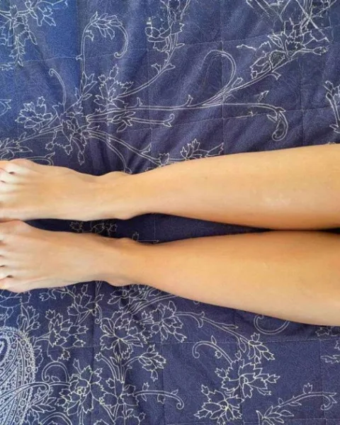 Photo from listing “Fetichisme Des Pieds”, age 25