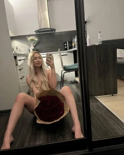 Photo from listing “Kimberly”, age 20