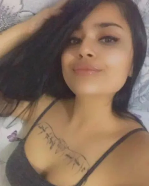 Photo from listing “Exotic Loreet”, age 25