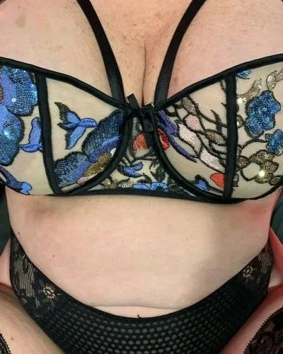 Photo from listing “Deutsche60”, age 62