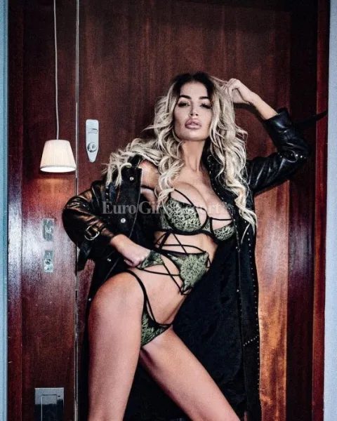 Photo from listing “Alisa”, age 24
