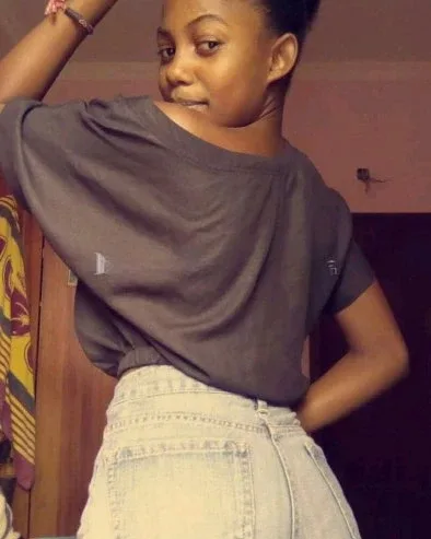Photo from listing “Naomi”, age 23