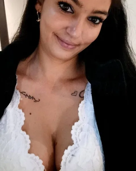 Photo from listing “Melissa541”, age 26