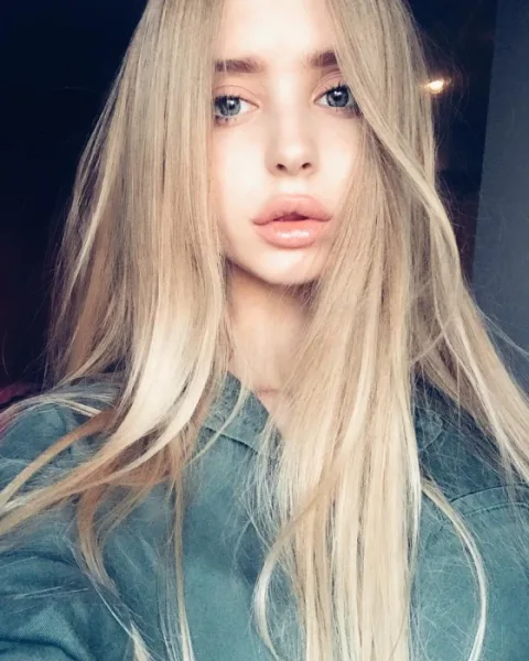 Photo from listing “Felicia Beauty”, age 21