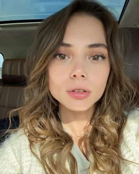 Photo from listing “Leticia”, age 23