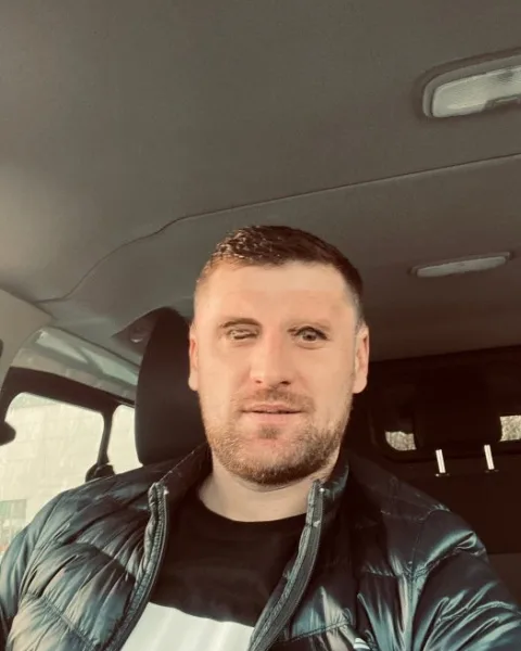 Photo from listing “Vlaadd”, age 31