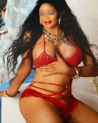 Photo from listing “Latina Diamond”, age 27