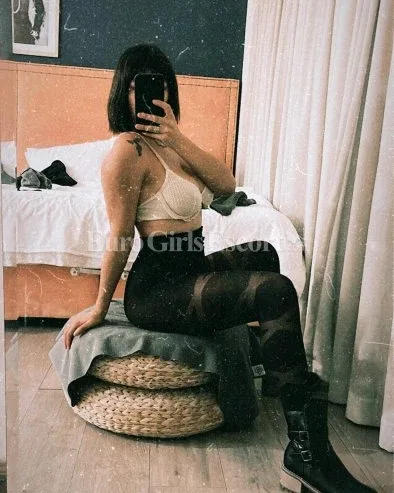 Photo from listing “Camila”, age 30