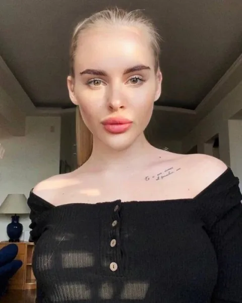 Photo from listing “Nami”, age 20