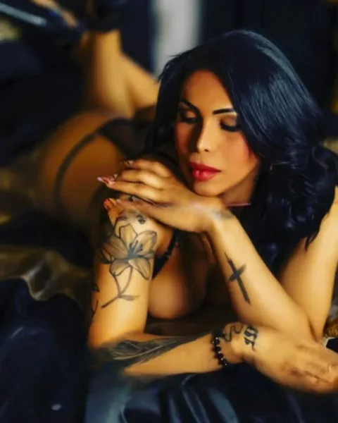 Photo from listing “Abril Rios”, age 26