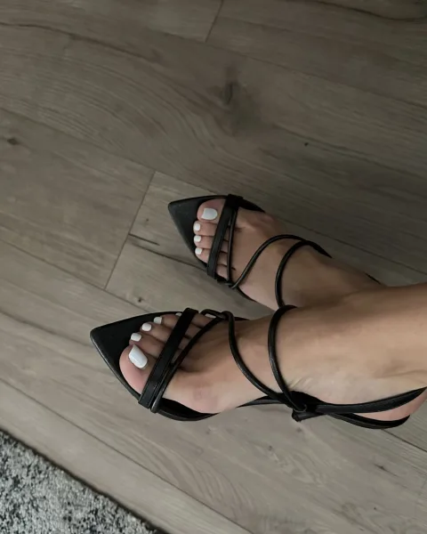 Photo from listing “Mia283”, age 23