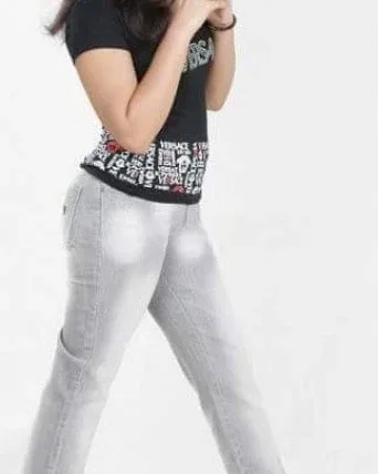 Photo from listing “Zara”, age 25
