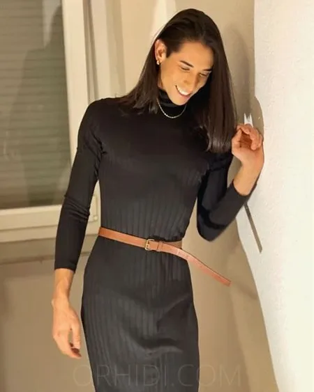 Photo from listing “TV Emily Correa”, age 18