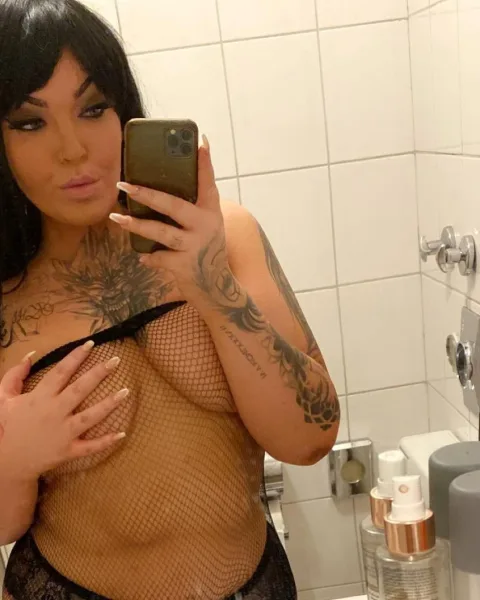 Photo from listing “Elena Hotxx”, age 33