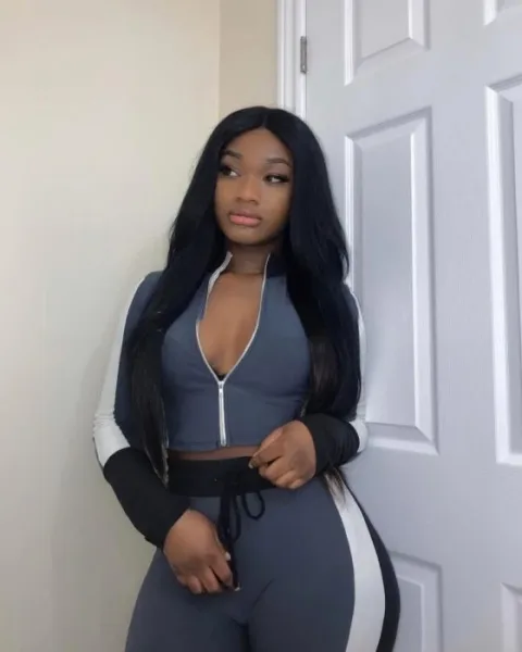 Photo from listing “Sandra”, age 24