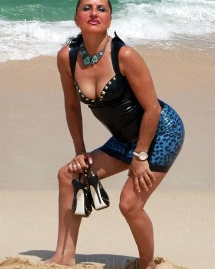 Photo from listing “PRIVATSTUDIO MADAME-DOMINIQUE”, age 18