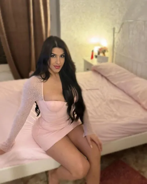 Photo from listing “Luana”, age 26