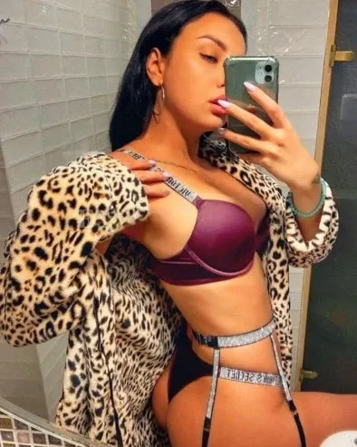Photo from listing “Monica”, age 30