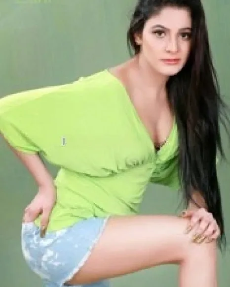 Photo from listing “Zani”, age 23