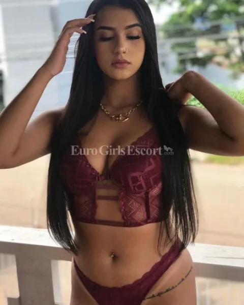 Photo from listing “Livia”, age 24