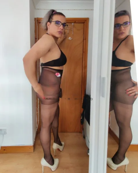 Photo from listing “Big Cock Elza”, age 30
