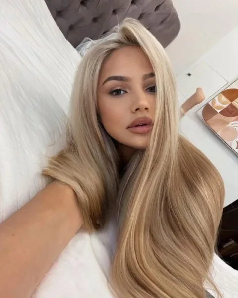 Photo from listing “Stella”, age 27