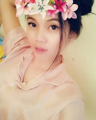 Photo from listing “Luna Malaygirl2U”, age 22