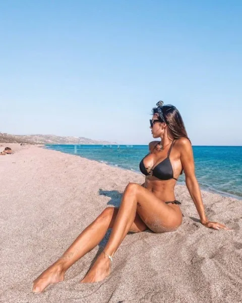 Photo from listing “Roma”, age 25