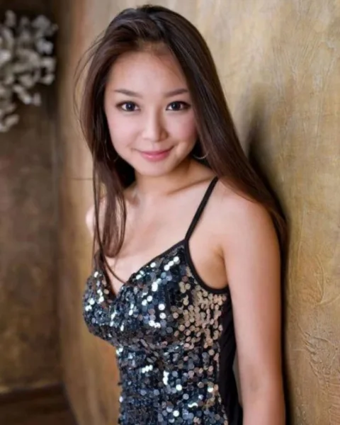 Photo from listing “Dallia”, age 24