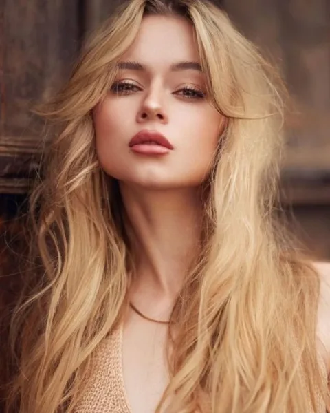 Photo from listing “Lale”, age 21
