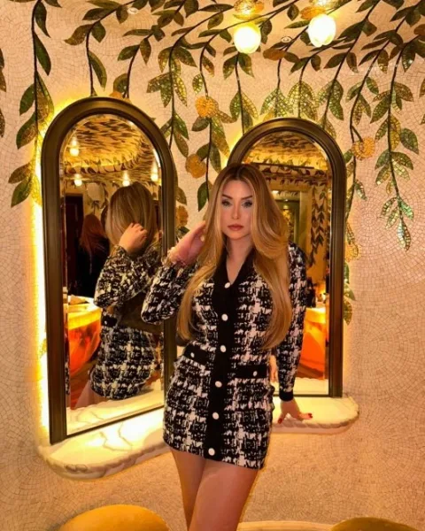 Photo from listing “Belle”, age 24