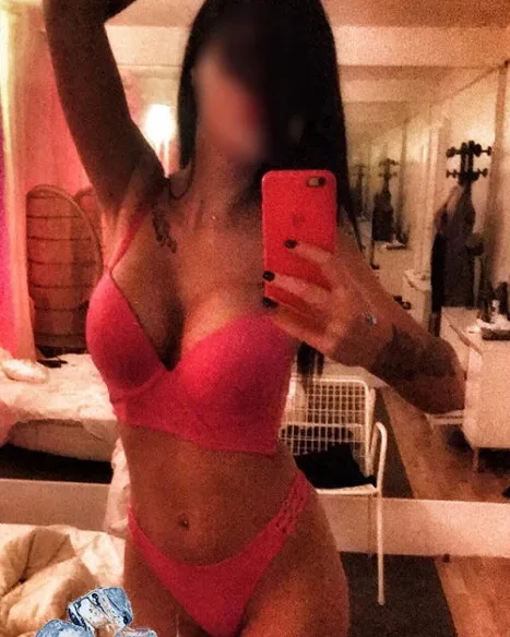 Photo from listing “Valerie”, age 26