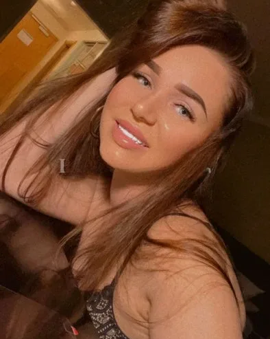 Photo from listing “Emily”, age 28