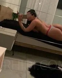 Photo from listing “Vanessa”, age 26