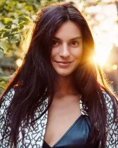 Photo from listing “Lili Perfect”, age 27