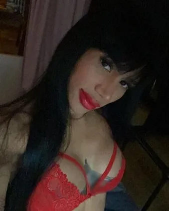 Photo from listing “TS Ashley”, age 18