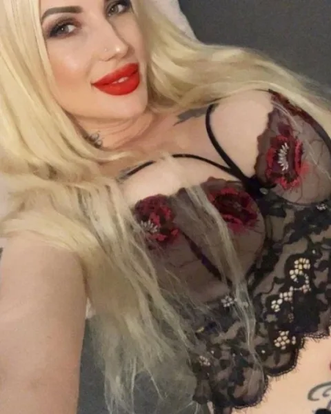 Photo from listing “Lana”, age 29
