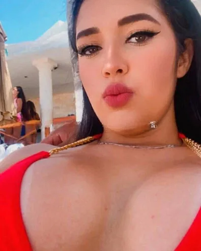 Photo from listing “Ellen Dior”, age 22