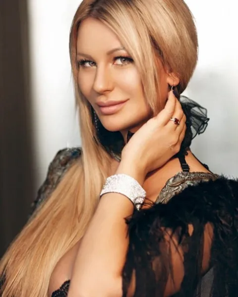 Photo from listing “Lilyanna”, age 26