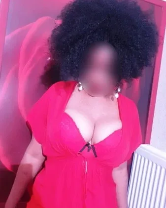 Photo from listing “Neu Joa Latina Spezialistin”, age 23
