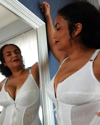 Photo from listing “Josefa Nereus”, age 36