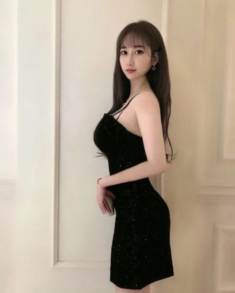 Photo from listing “Agnes”, age 24