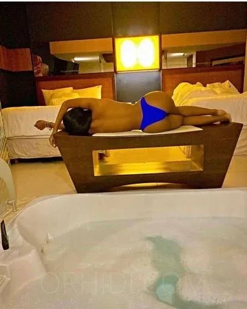 Photo from listing “Liz - Eros Arena”, age 27