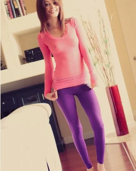 Photo from listing “Gina”, age 26