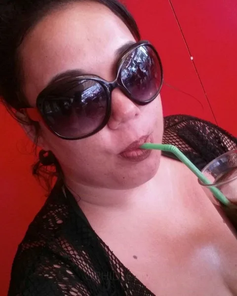Photo from listing “Charlotte-Rose23”, age 26