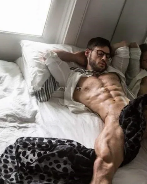 Photo from listing “Niko”, age 37
