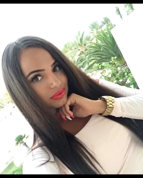 Photo from listing “Bia”, age 18