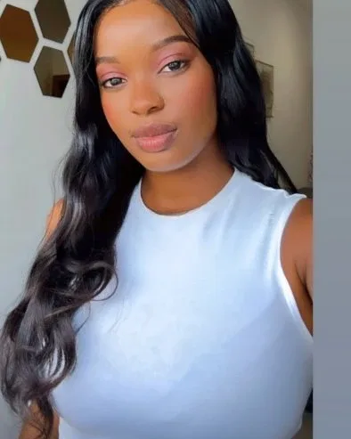 Photo from listing “Barbie”, age 22
